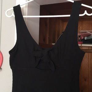 NWOT black tie front Billabong dress